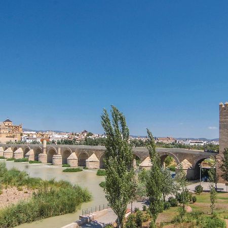 Beautiful Apartment In Cordoba With Kitchenette Exterior foto